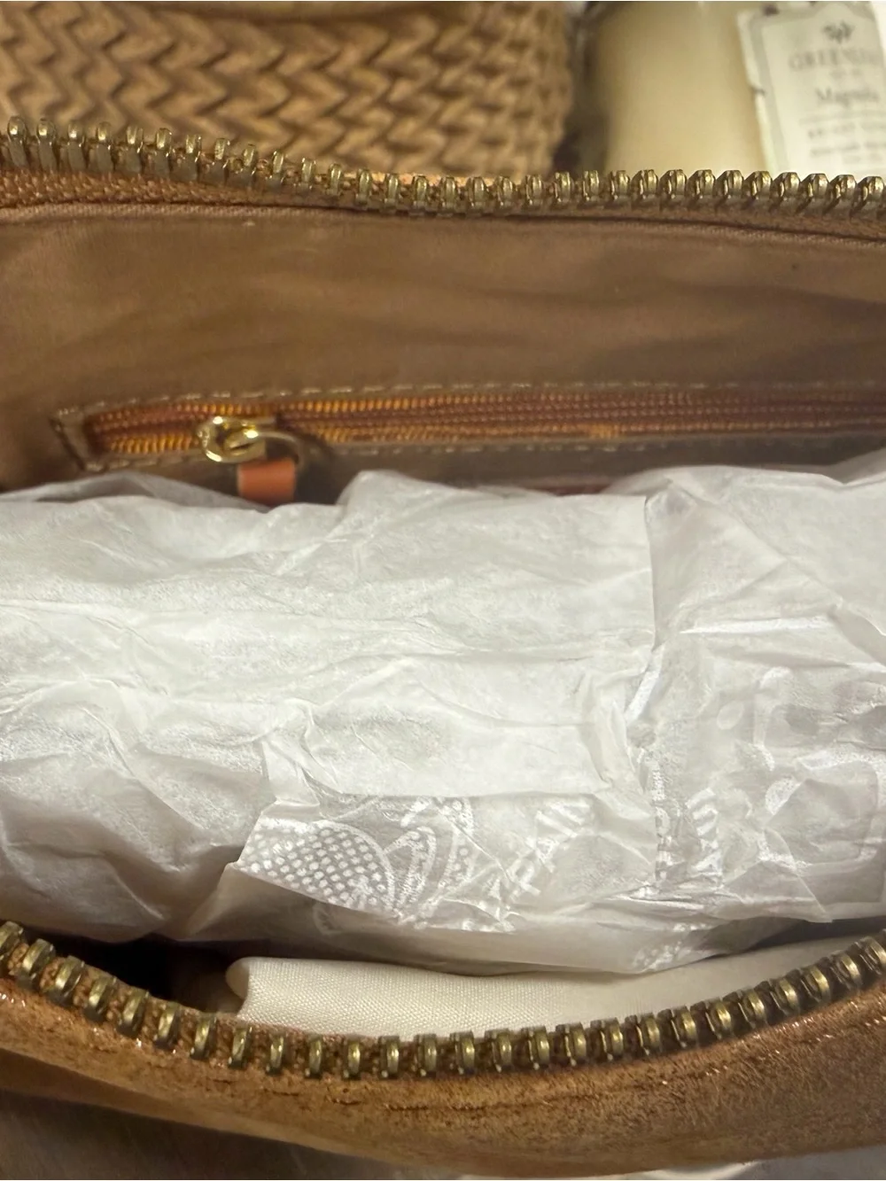 HOBO Daisy Large Wristlet